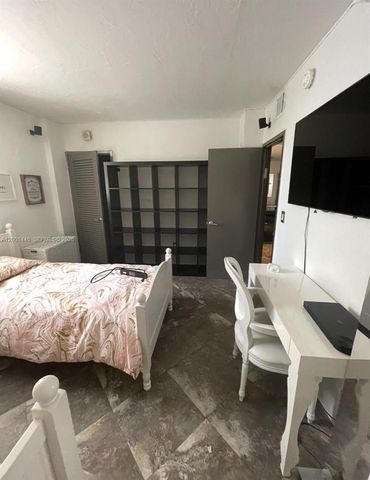 1300 Lincoln Rd A301, Miami Beach, FL 33139