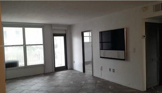 1300 Lincoln Rd A301, Miami Beach, FL 33139