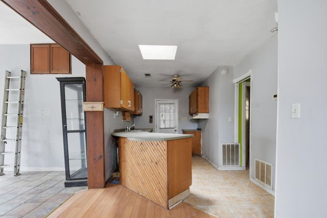 363 Hidden Valley Road, Highland Heights, KY 41076