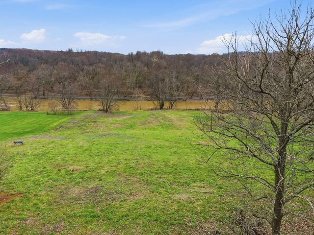 363 Hidden Valley Road, Highland Heights, KY 41076