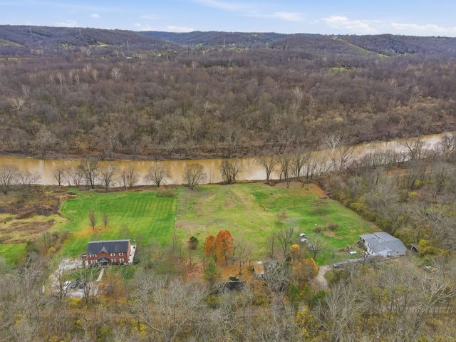 363 Hidden Valley Road, Highland Heights, KY 41076