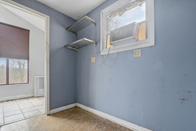 363 Hidden Valley Road, Highland Heights, KY 41076