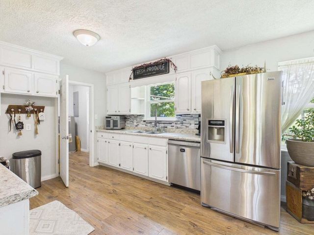 5858 Wolf Creek Road, Spring City, TN 37381