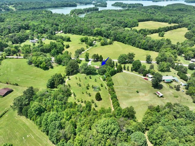 5858 Wolf Creek Road, Spring City, TN 37381
