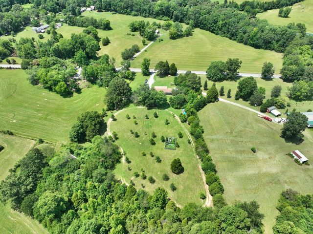 5858 Wolf Creek Road, Spring City, TN 37381