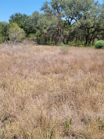 11 Post Oak Road, Inez, TX 77968