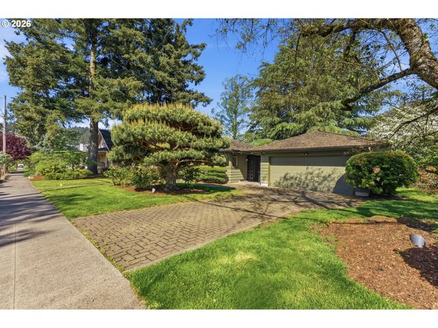 2730 Se 66TH Ave, Portland, OR 97206
