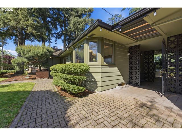 2730 Se 66TH Ave, Portland, OR 97206