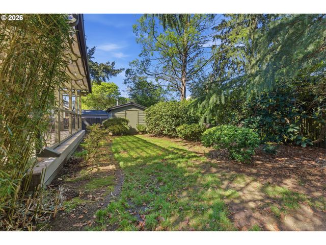 2730 Se 66TH Ave, Portland, OR 97206