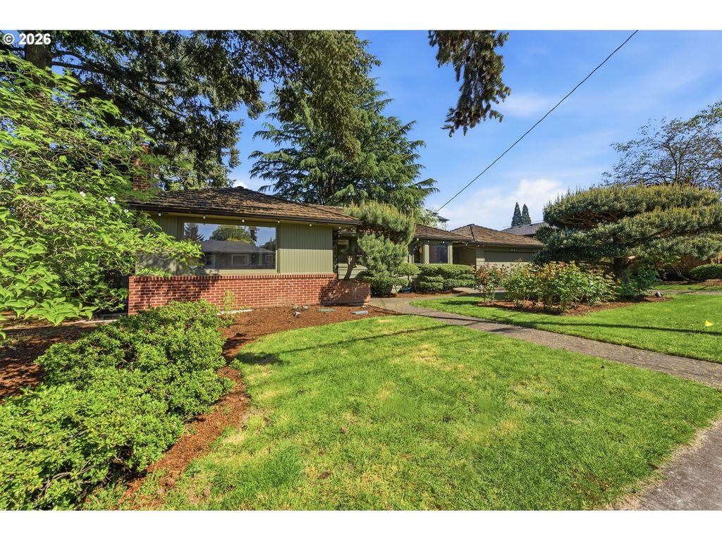 2730 Se 66TH Ave, Portland, OR 97206