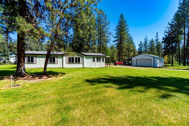 6571 Lake Forest Dr, Nine Mile Falls, WA 99026