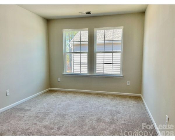 14016 Wooden snow Trace, Charlotte, NC 28278