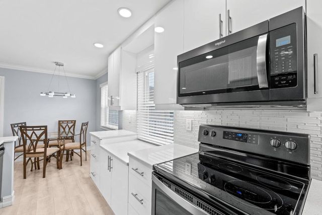 325 Capri G G, Delray Beach, FL 33484