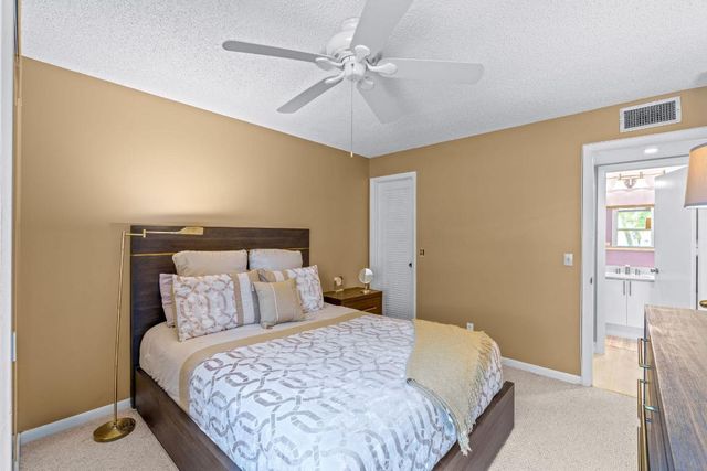 325 Capri G G, Delray Beach, FL 33484