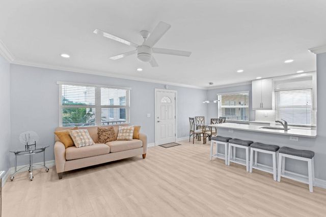 325 Capri G G, Delray Beach, FL 33484