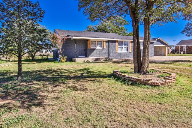 1300 S 11th Street, Slaton, TX 79364