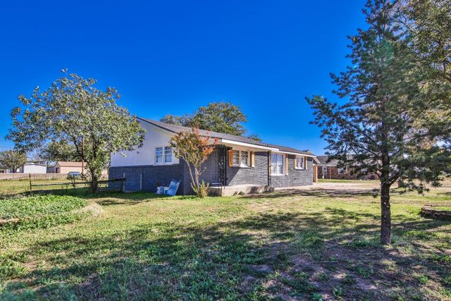 1300 S 11th Street, Slaton, TX 79364