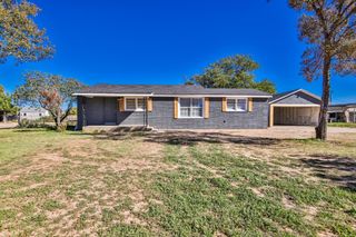 1300 S 11th Street, Slaton, TX 79364