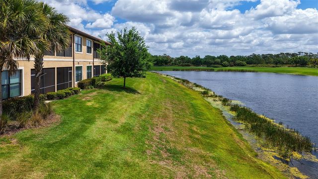 13720 MESSINA LOOP 102, Bradenton, FL 34211