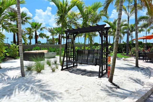 13720 MESSINA LOOP 102, Bradenton, FL 34211