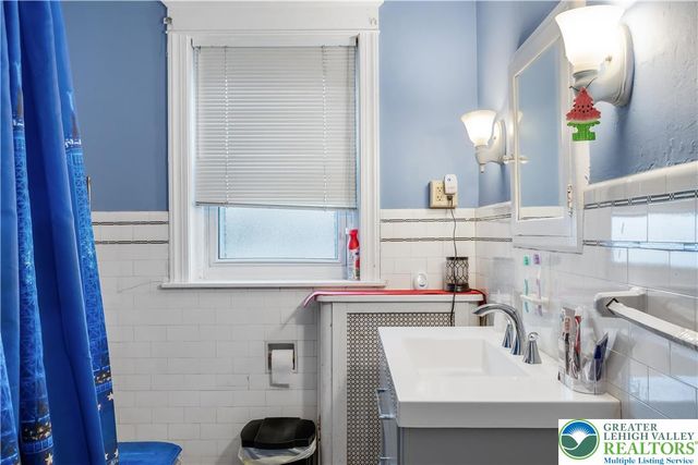 215 North 19TH Street, Allentown City, PA 18104