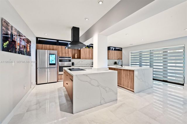 29 NE 95th St, Miami Shores, FL 33138