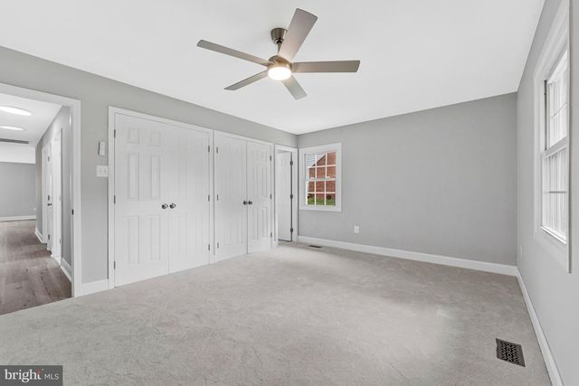 12806 MIDDLETON LN, Fairfax, VA 22033