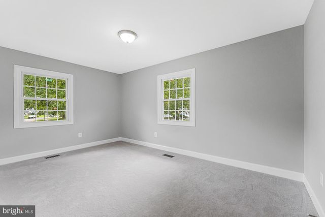 12806 MIDDLETON LN, Fairfax, VA 22033