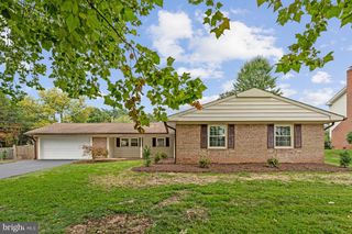 12806 MIDDLETON LN, Fairfax, VA 22033