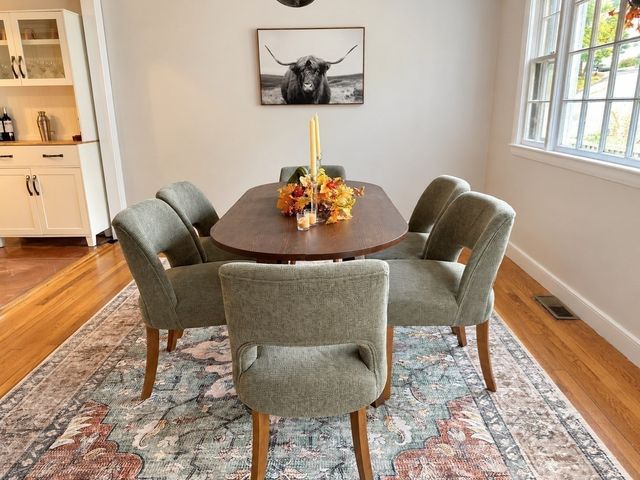 87 Ledgebrook Rd, Weymouth, MA 02190