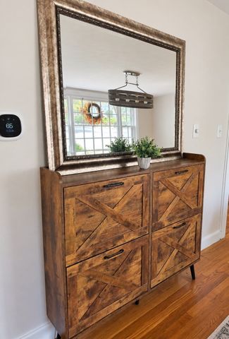 87 Ledgebrook Rd, Weymouth, MA 02190