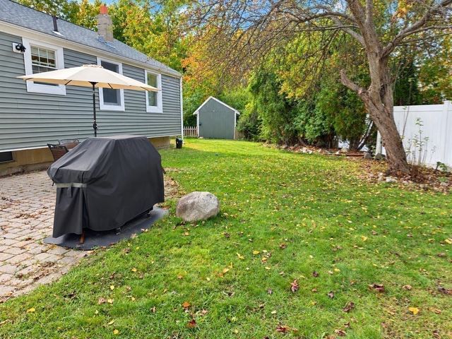 87 Ledgebrook Rd, Weymouth, MA 02190