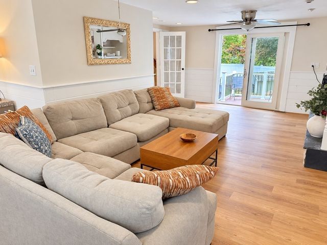 87 Ledgebrook Rd, Weymouth, MA 02190