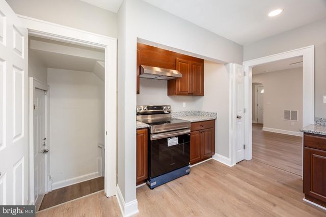 208 N SARATOGA ST, Salisbury, MD 21804