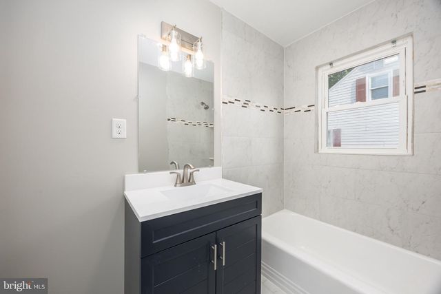 208 N SARATOGA ST, Salisbury, MD 21804
