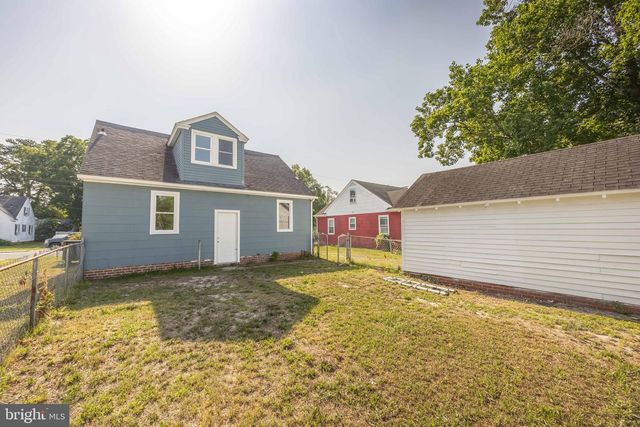 208 N SARATOGA ST, Salisbury, MD 21804