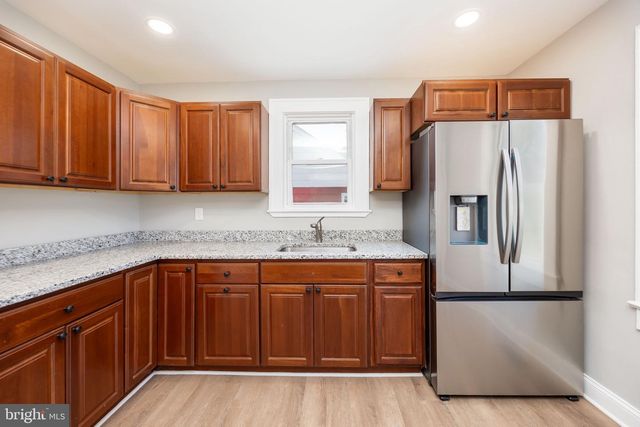 208 N SARATOGA ST, Salisbury, MD 21804