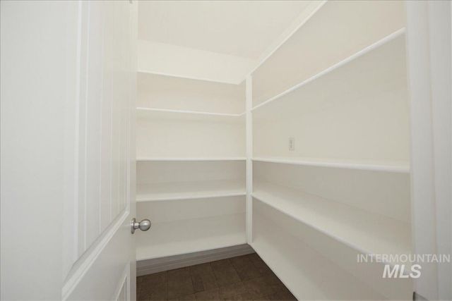 724 Edmund Street, Caldwell, ID 83605