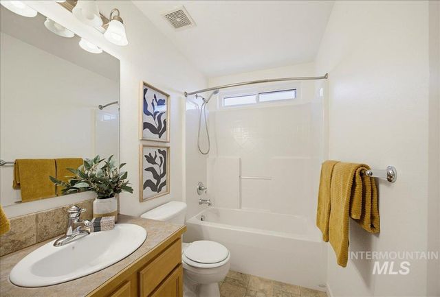 724 Edmund Street, Caldwell, ID 83605