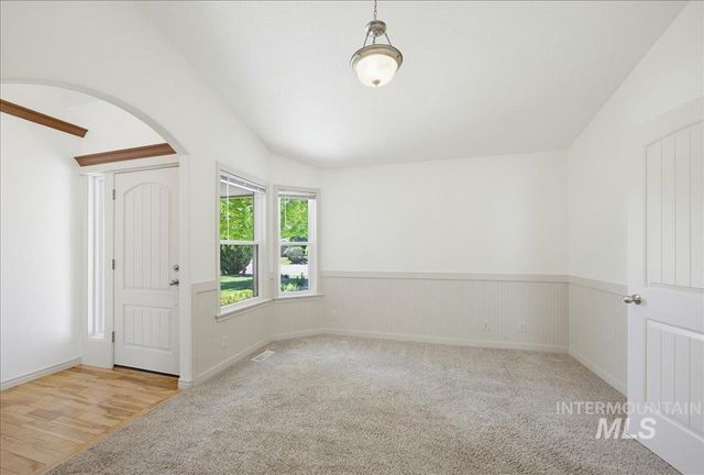 724 Edmund Street, Caldwell, ID 83605