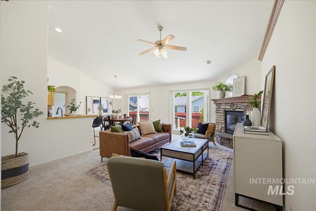 724 Edmund Street, Caldwell, ID 83605