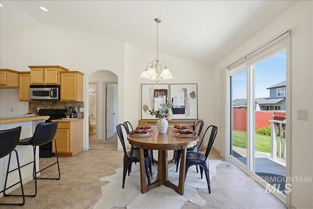 724 Edmund Street, Caldwell, ID 83605