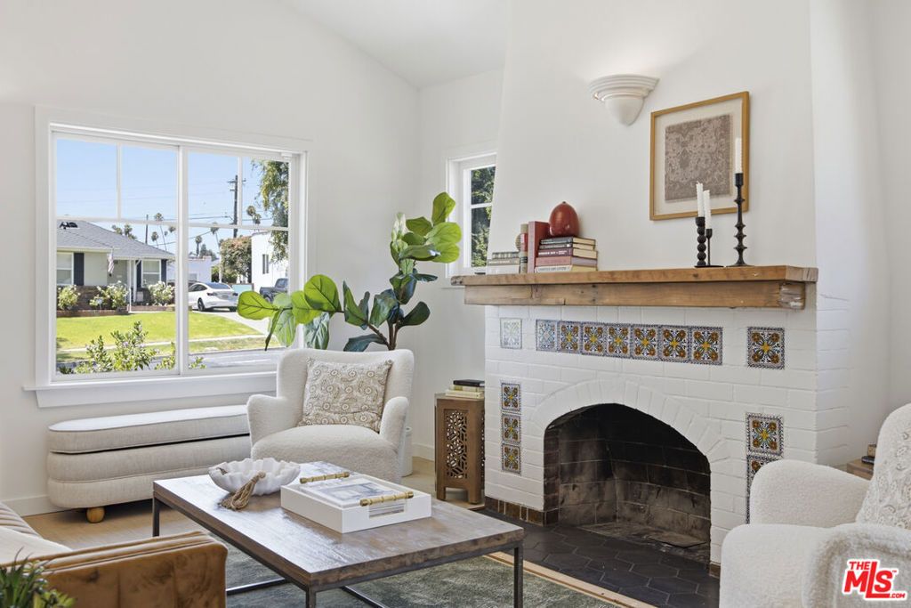 Image 3 of property listing at 3010 Stockbridge Avenue, Los Angeles, CA 90032