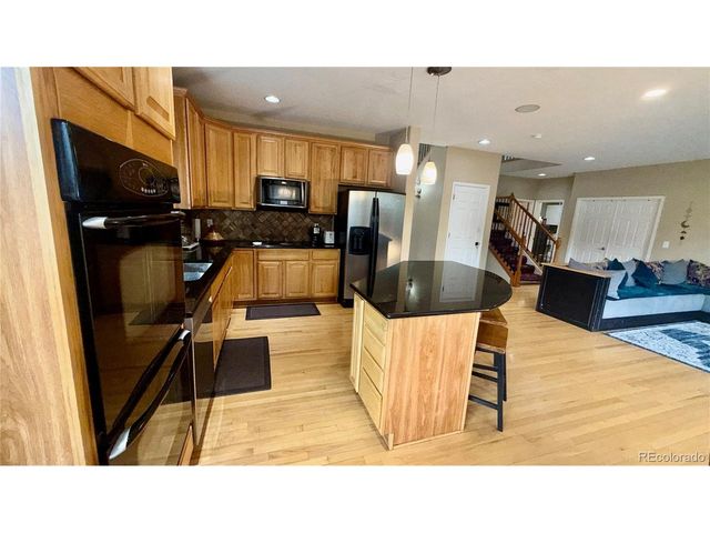 5386 S Haleyville Way, Aurora, CO 80016