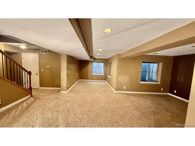 5386 S Haleyville Way, Aurora, CO 80016