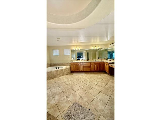 5386 S Haleyville Way, Aurora, CO 80016