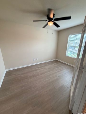 810 Retama, San Antonio, TX 78219
