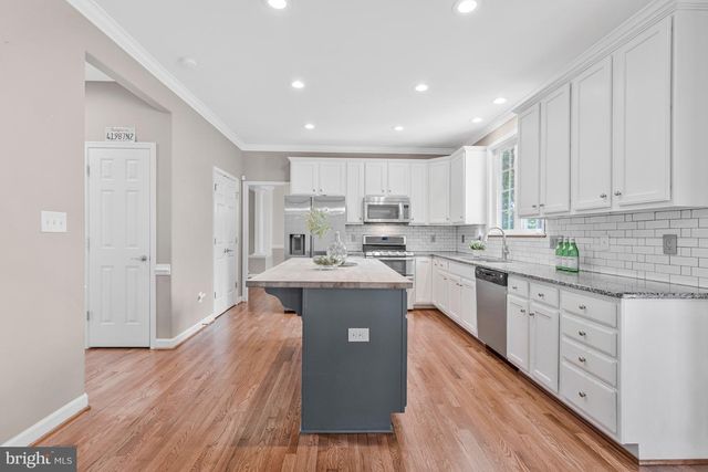 12 BLOSSOM TREE CT, Stafford, VA 22554