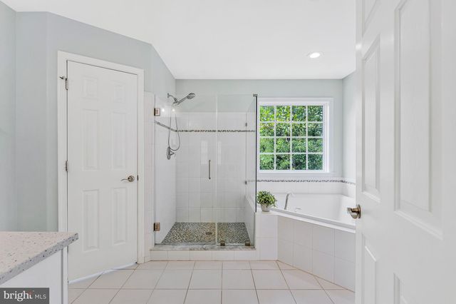 12 BLOSSOM TREE CT, Stafford, VA 22554