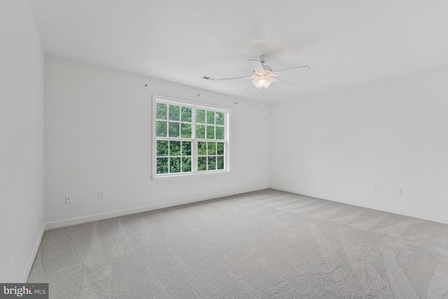 12 BLOSSOM TREE CT, Stafford, VA 22554